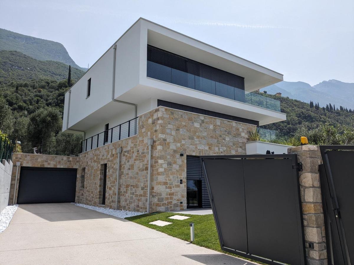 Olivo Luxury Apartments Мальчезине Экстерьер фото
